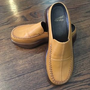 Dansko Madigan Saffron Veg